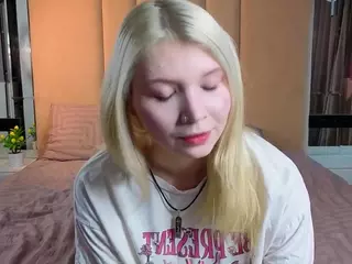 EdlaBuskey's Live Sex Cam Show