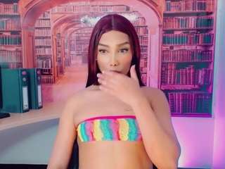 emeli-roushot webcam model