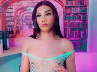 emeli-roushot Live Webcam on {site_name}