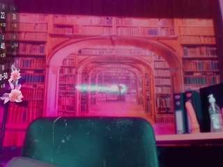 emeli-roushot webcam model