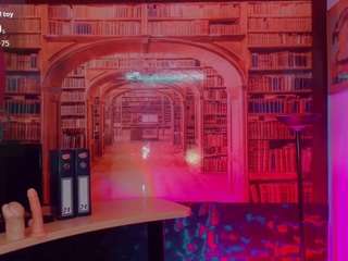 emeli-roushot Sex Cam Show