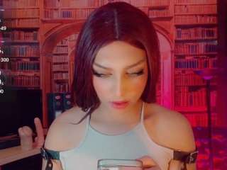 emeli-roushot Sex Cam Show