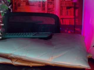 emeli-roushot Sex Cam Show
