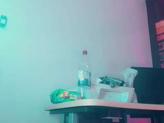 emeli-roushot