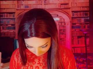 emeli-roushot live webcam show