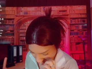 emeli-roushot live webcam show