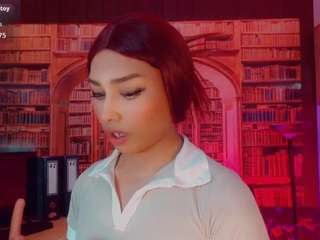 emeli-roushot live webcam show