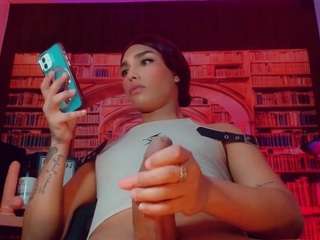 emeli-roushot