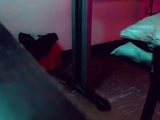 emeli-roushot live cam