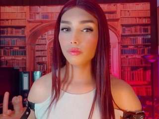 emeli-roushot live cam preview