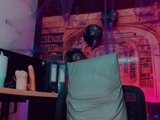 emeli-roushot
