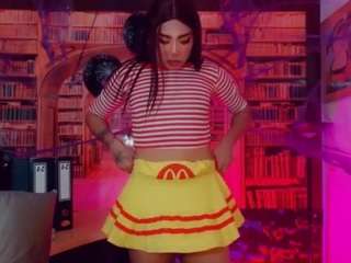 emeli-roushot live cam preview