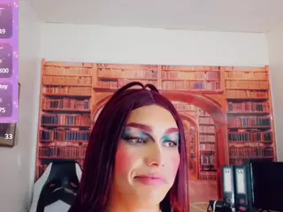 emeli-roushot's Live Sex Cam Show