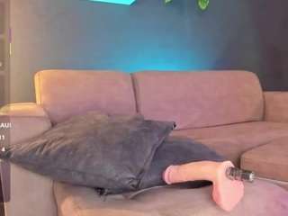  kloe-01 chat room