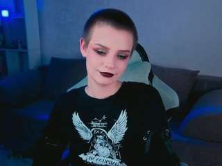 MonicaErotic live cam preview
