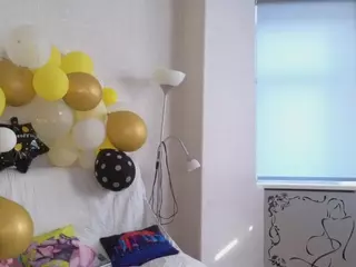 MonicaErotic's Live Sex Cam Show