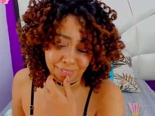 rebeccamils live webcam show