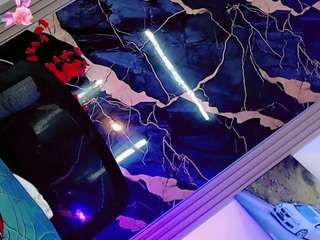 Zara-gill live webcam show