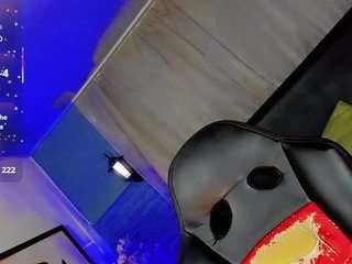 zara-gill's live room