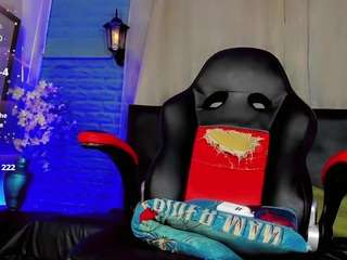 Zara-gill's cam show statistics and live stream