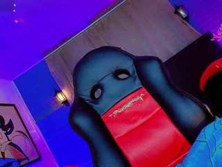 zara-gill Live Webcam on CamSoda