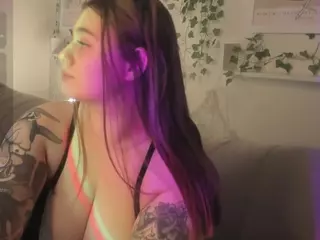 Alli-Aster's Live Sex Cam Show