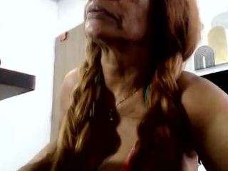 bustyxmilf