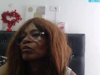 bustyxmilf