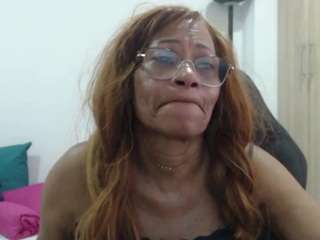 bustyxmilf