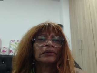 bustyxmilf
