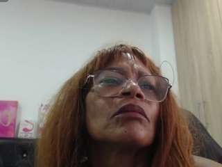 bustyxmilf