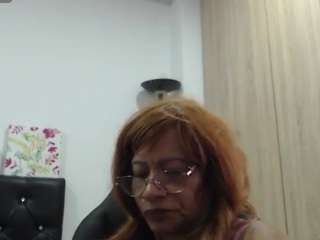 bustyxmilf