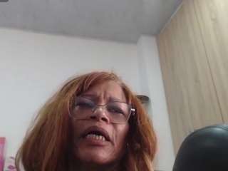 bustyxmilf