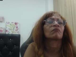 bustyxmilf