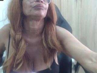 bustyxmilf