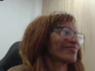 bustyxmilf