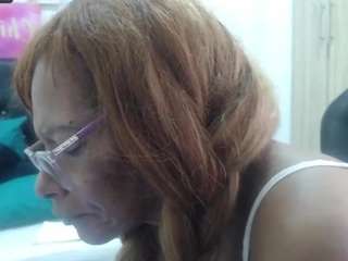 bustyxmilf
