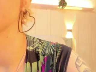 chloee-rossee's Live Sex Cam Show