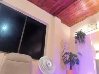 chloee-rossee's Live Sex Cam Show