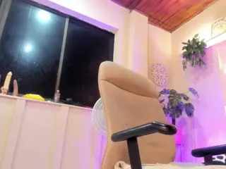 chloee-rossee's Live Sex Cam Show