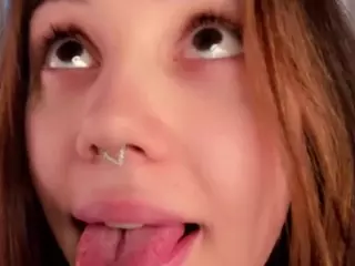 EdytClemon's Live Sex Cam Show