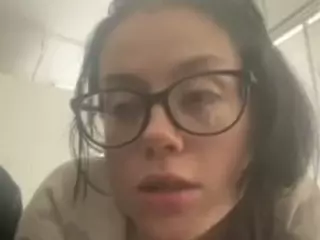 selenalovex's Live Sex Cam Show