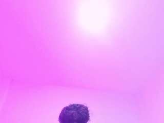 DalayMoore live cam preview