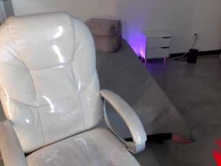  niicole-fox2 chat room