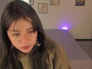 niicole-fox2 Webcam Model Profile