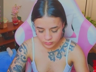 niicole-fox2 live webcam show
