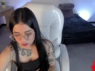 Niicole-Fox2's Live Sex Cam Show