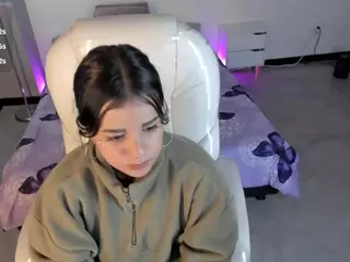 Niicole-Fox2's Live Sex Cam Show