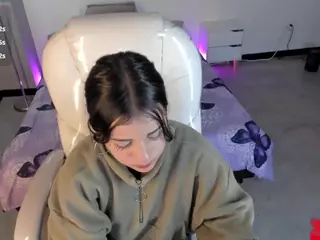 Niicole-Fox2's Live Sex Cam Show