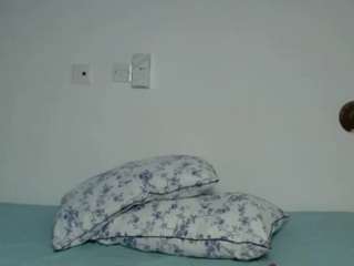 emilyvella webcam